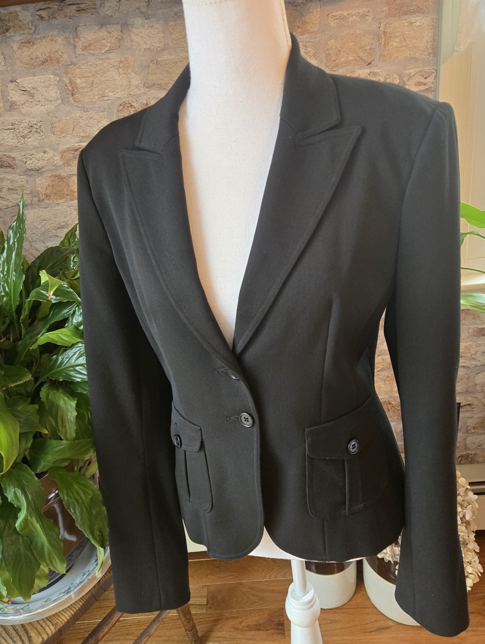 Vertigo Paris Black Blazer